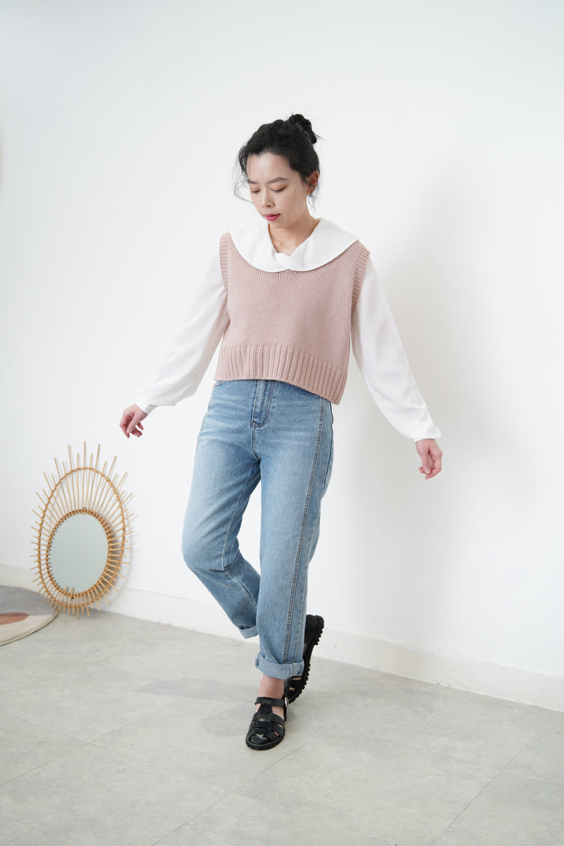 Dusty pink knit crop vest