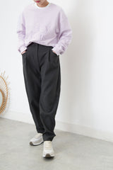 Grey trousers in pencil cut