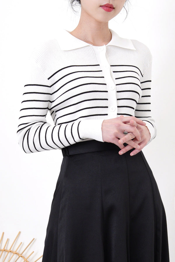 White stripes texture cardigan w/ collar