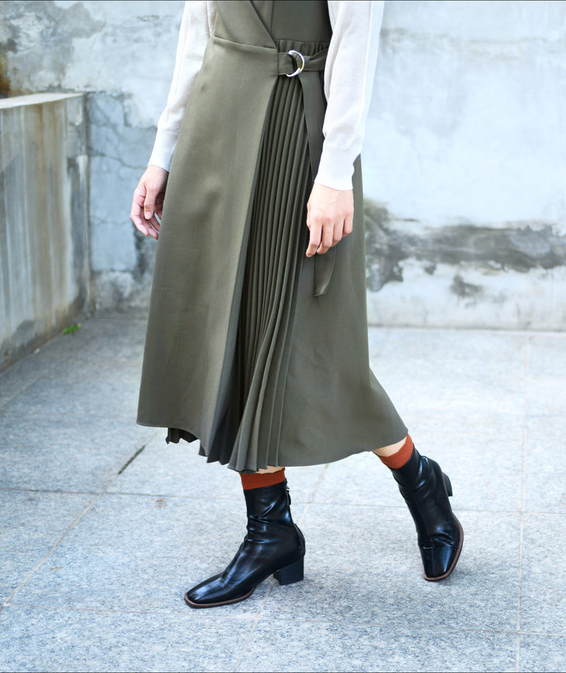 Khaki pleats one piece in wrap style