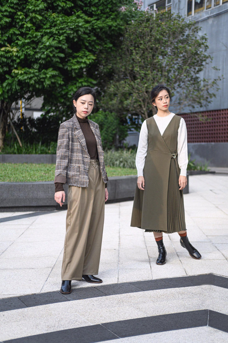 Khaki pleats one piece in wrap style