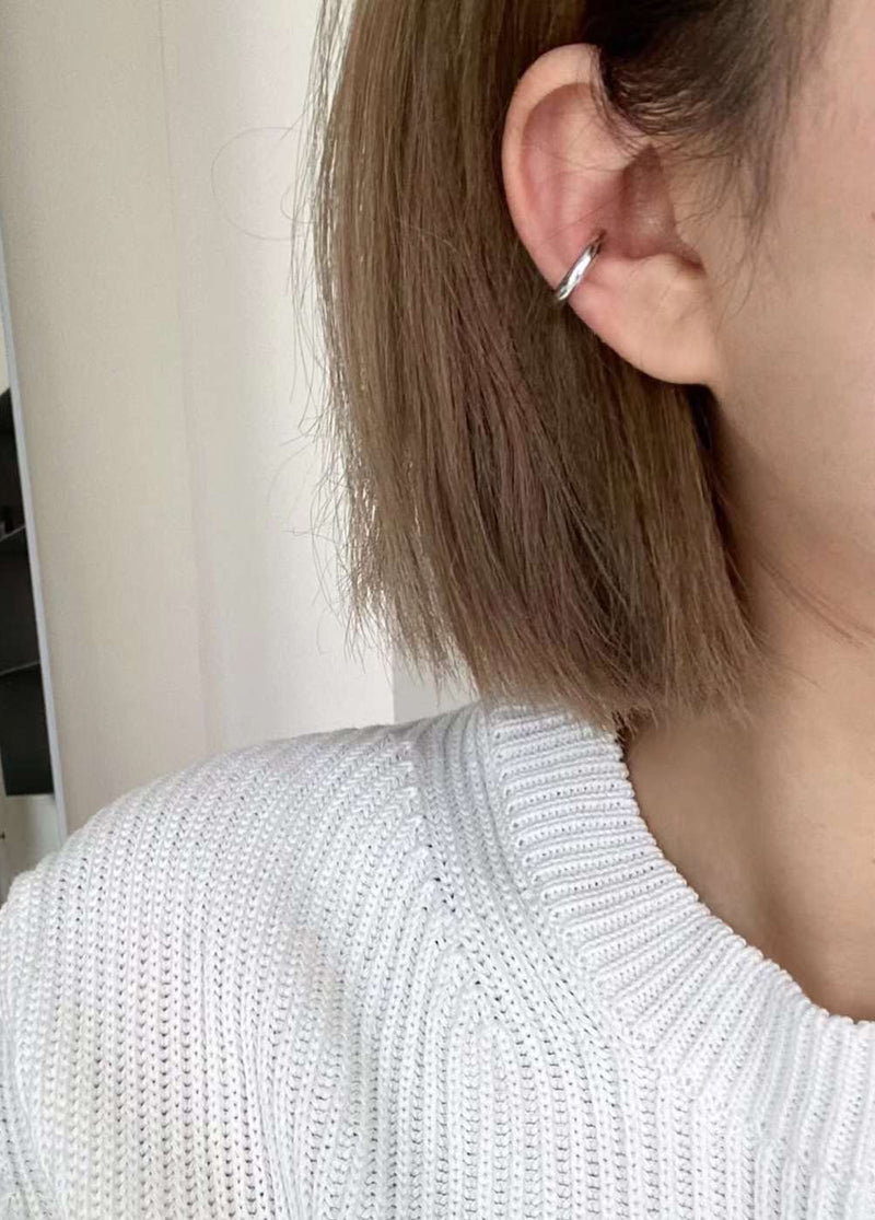 Circle minimal ear clip