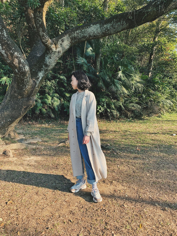 Wheat linen outer in double buttons