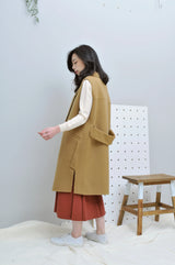 Beige waistcoat w/ detail back