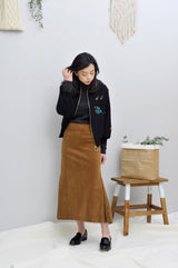 Brown corduroy skirt w/ pleats vent detail